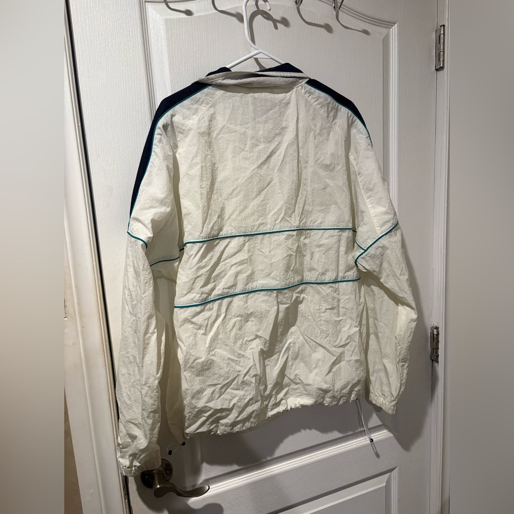 Urban Outfitters Windbreaker - Picture 3 of 3